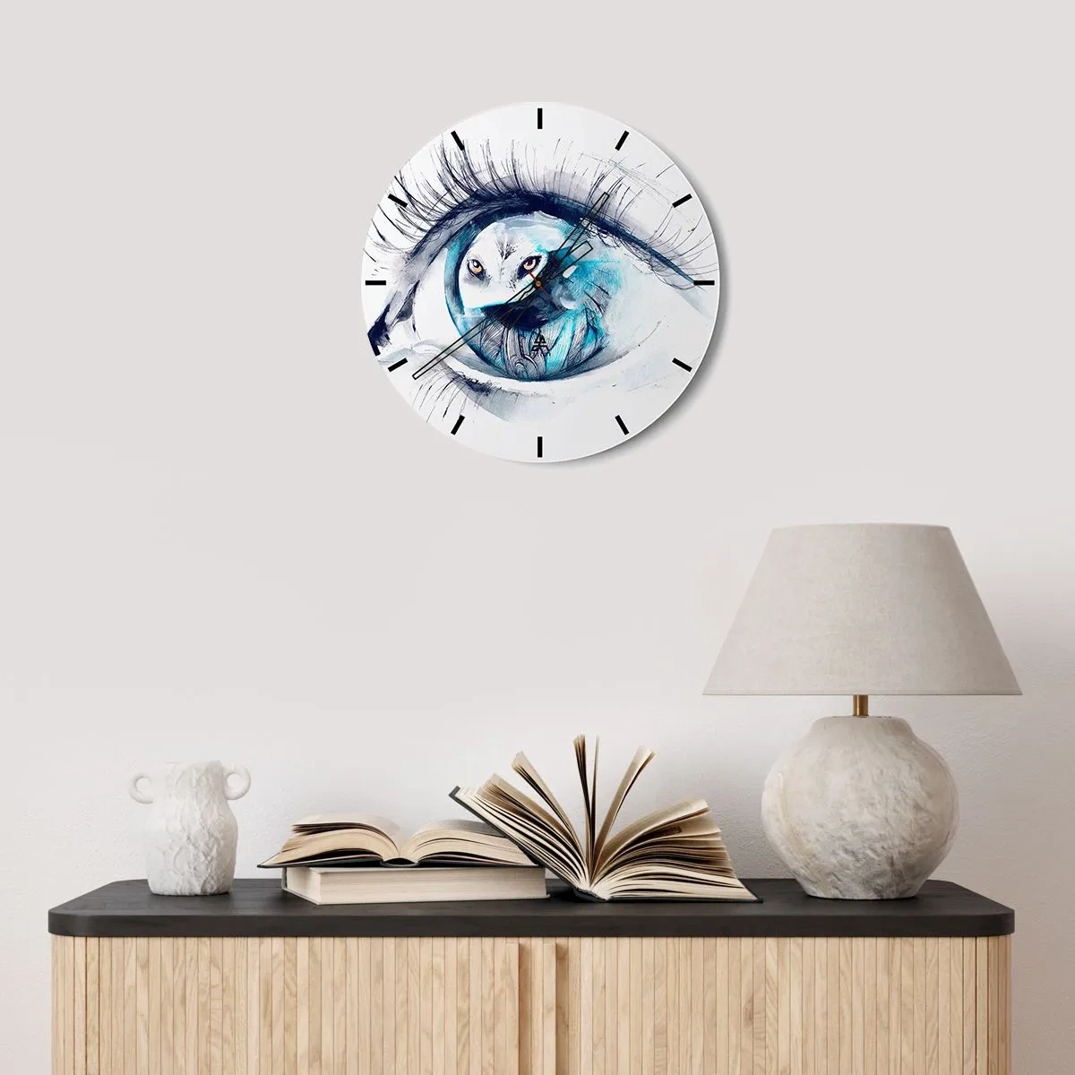 Horloge murale - Pendule murale - Motif artistique d'œil de loup dans les tons de bleu et de blanc - 30x30cm - Face à face avec la nature sauvage - Décoration murale moderne pour le salon, la cuisine et la chambre ARTTOR