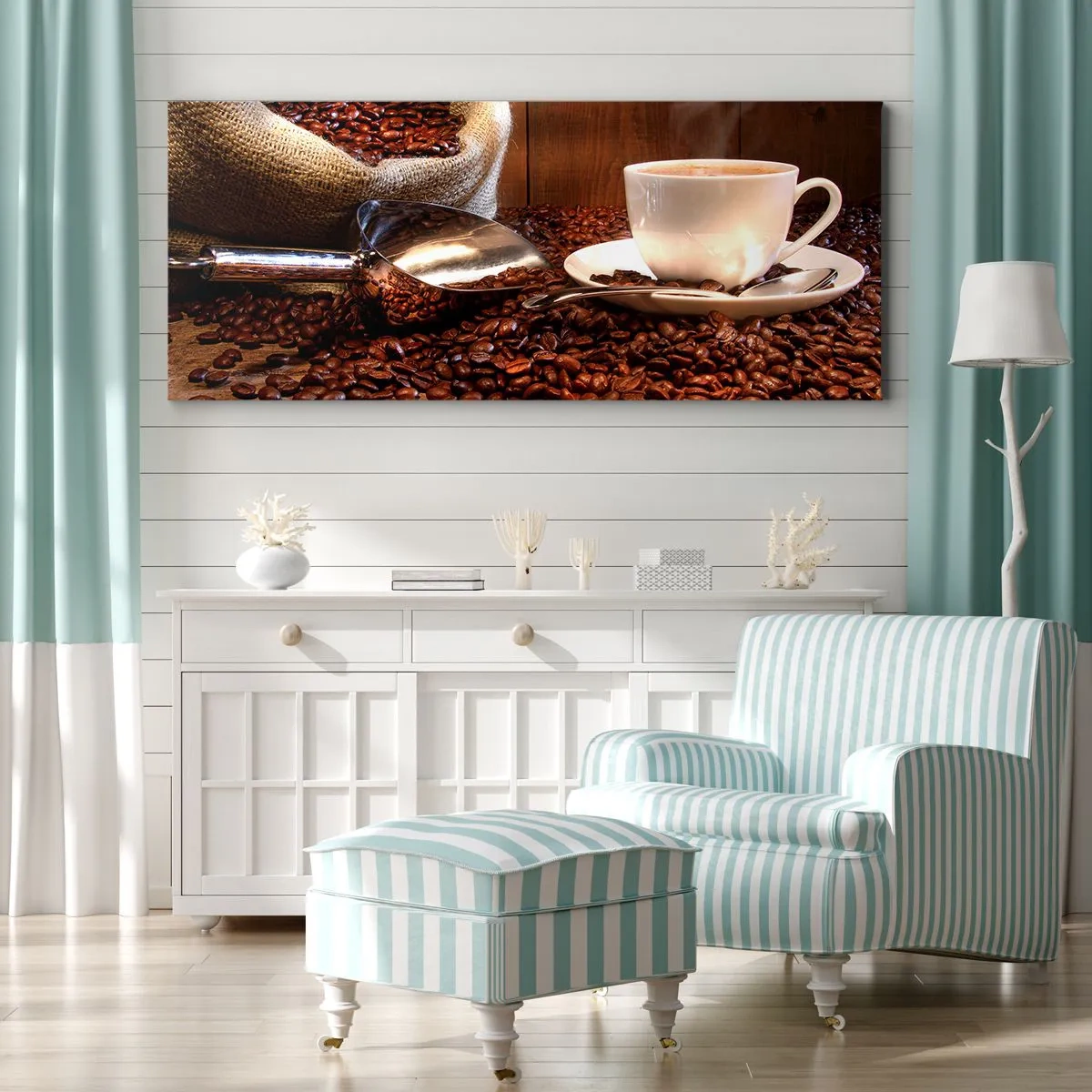 Impression sur toile - Image sur toile - Une tasse de café avec des grains de café et un sac de céréales en arrière-plan - 160x50cm - Sentez-vous cette odeur? - Décoration murale moderne pour le salon et la chambre ARTTOR