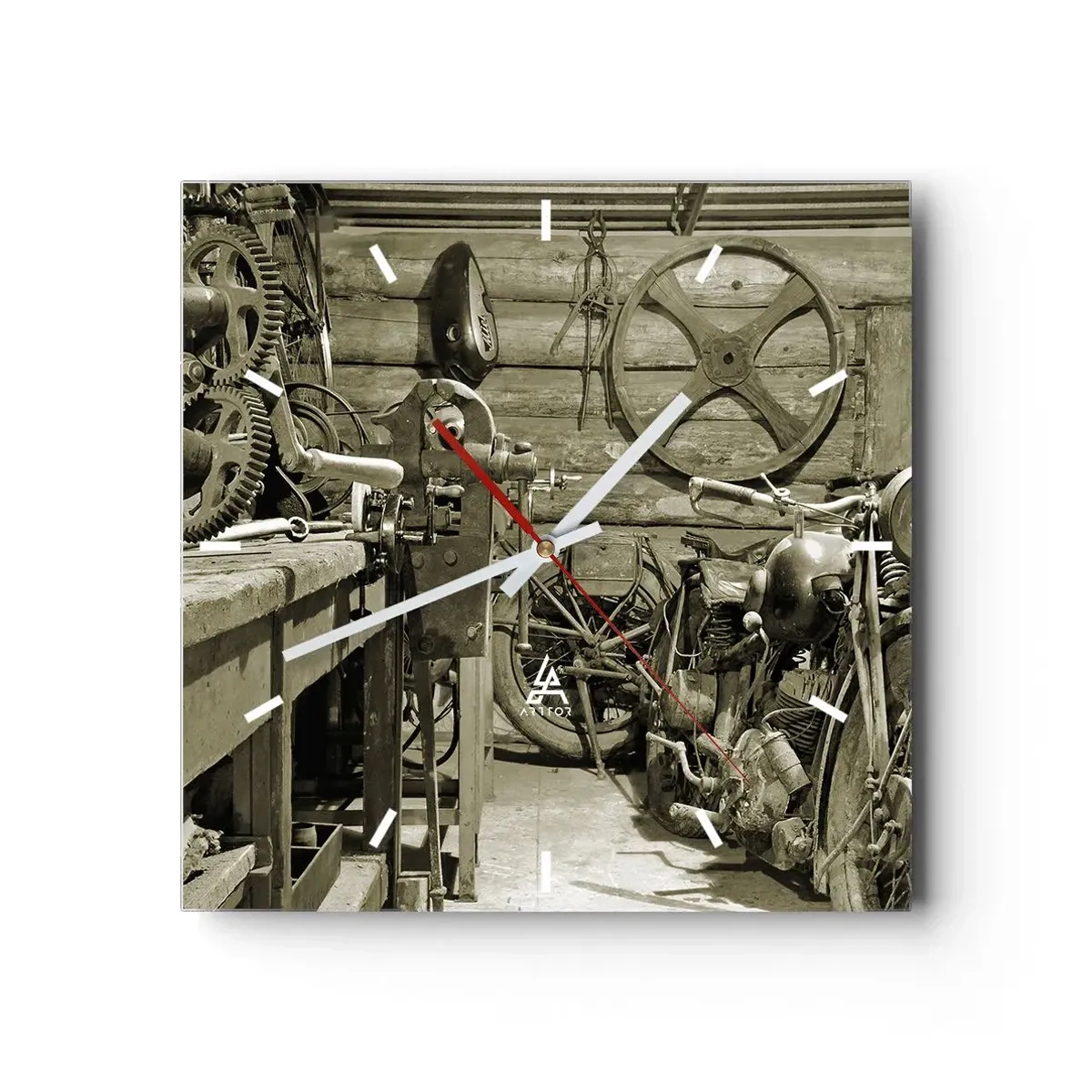 Horloge murale - Pendule murale - Dans le hangar de l'oncle Władek - 40x40 cm