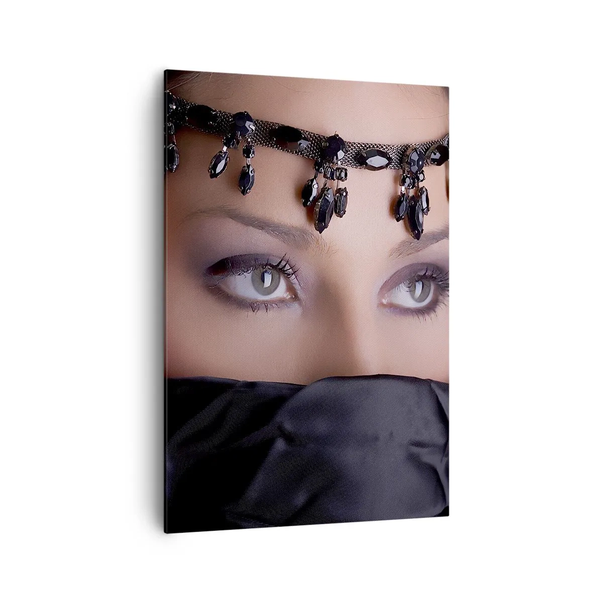 Impression sur toile - Image sur toile - Portrait d'une femme avec des bijoux décoratifs sur fond noir - 70x100cm - Tentation de mystère oriental - Décoration murale moderne pour le salon et la chambre ARTTOR