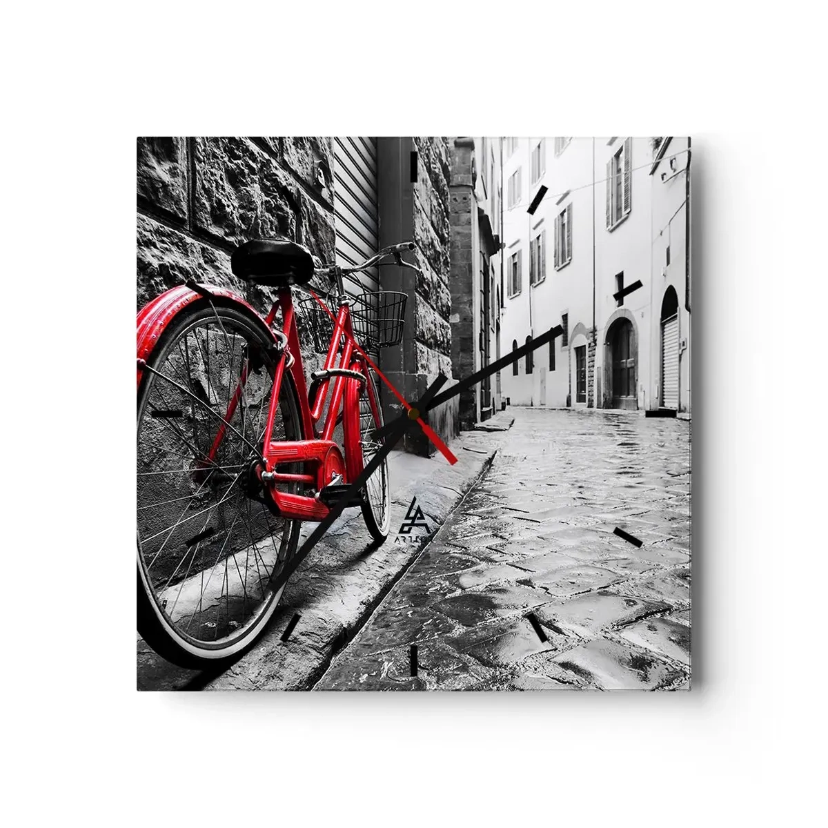 Horloge murale - Pendule murale - Vélo rouge dans une rue en noir et blanc - 30x30cm - La vraie beauté ne vieillit pas - Décoration murale moderne pour le salon et la chambre ARTTOR