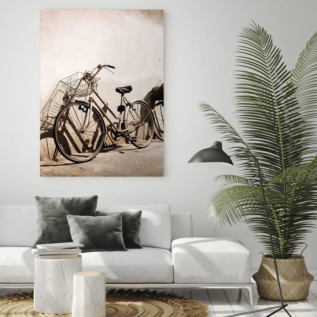 Impression sur verre - Image sur verre - Deux vélos appuyés contre un vieux mur de style rétro - 70x100cm - Le charme inoubliable du passé - Décoration murale moderne pour le salon et la chambre ARTTOR