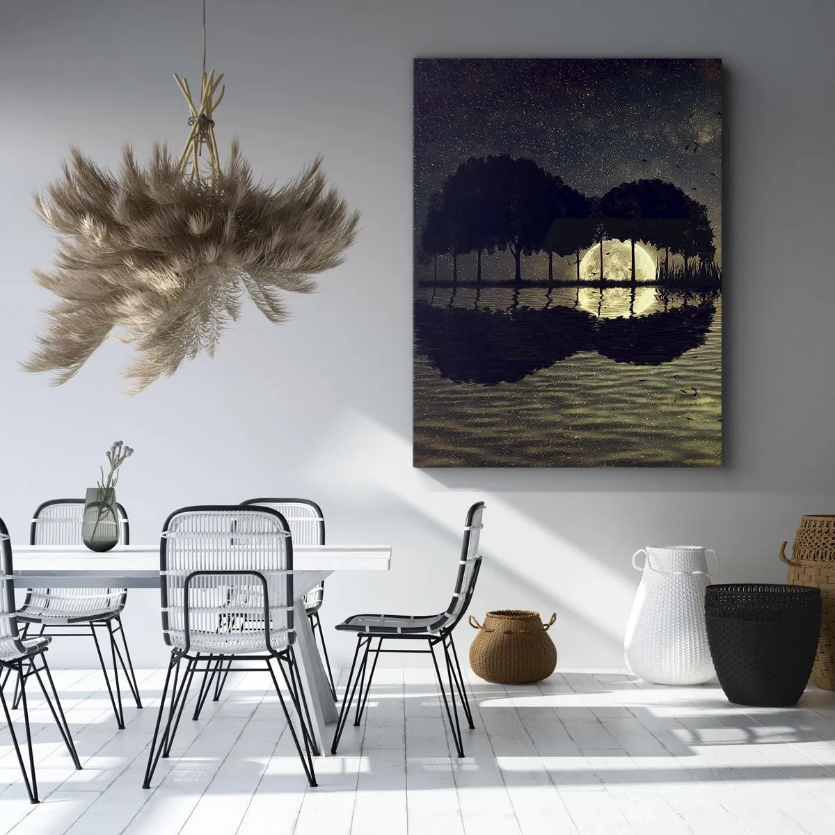 Impression sur toile - Image sur toile - Une nuit magique avec des arbres et la lune se reflétant sur l'eau - 70x100cm - Nuit au bout du monde - Décoration murale moderne pour le salon et la chambre ARTTOR