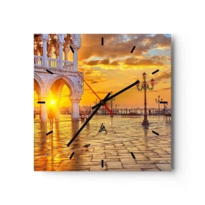 Horloge murale - Pendule murale - Coucher de soleil doré sur la place de la ville avec des arcades et des lampes - 30x30cm - Où est tout le monde? - Décoration murale moderne pour le salon et la chambre ARTTOR