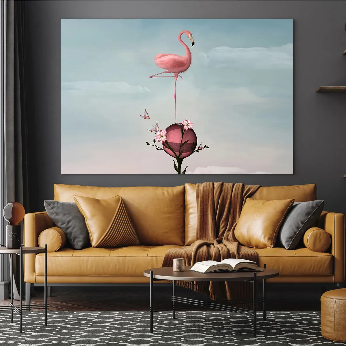 Impression sur verre - Image sur verre - Un flamant rose debout sur une boule décorative avec des fleurs et des papillons. - 70x50cm - Allégorie du basket-ball - Décoration murale moderne pour le salon et la chambre ARTTOR