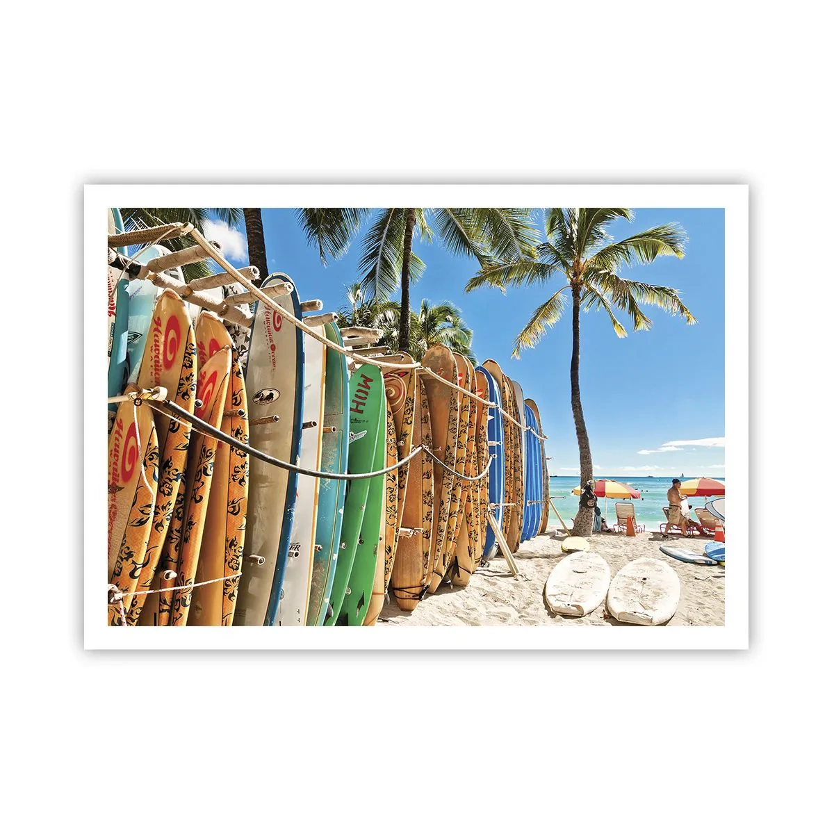 Affiche - Poster - Planches de surf sur une plage avec des palmiers - 100x70cm - Jeux ensoleillés - Décoration murale moderne pour le salon et la chambre ARTTOR