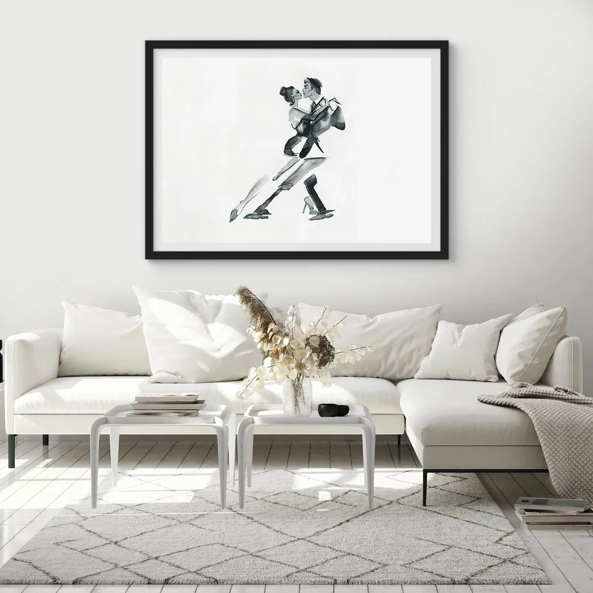 Affiche dans un cadre noir - Poster - Une illustration subtile d'un couple dansant dans un style monochrome. - 70x50cm - En un battement - Décoration murale moderne pour le salon et la chambre ARTTOR