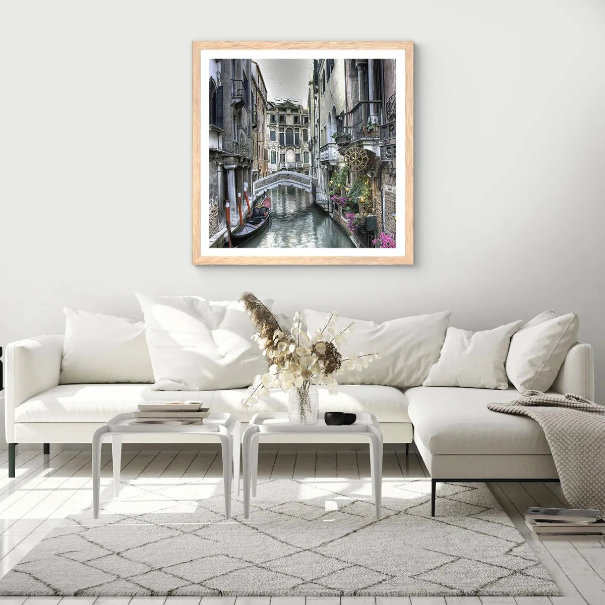 Affiche dans un chêne clair - Poster - Pendant des siècles dans une réflexion silencieuse - 30x30 cm