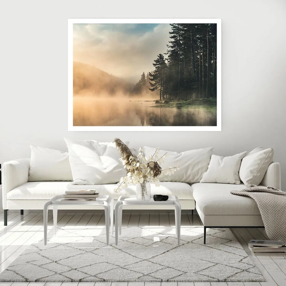 Affiche - Poster - Une forêt brumeuse sur un lac calme - 100x70cm - Naissance du jour - Décoration murale moderne pour le salon et la chambre ARTTOR