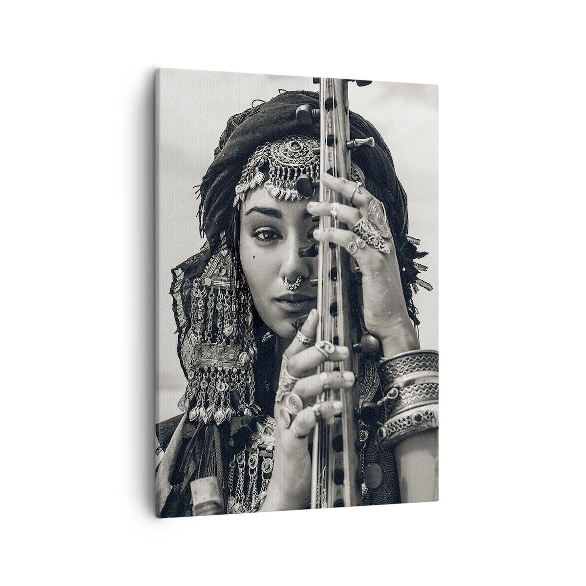 Impression sur toile - Image sur toile - Portrait d'une femme en bijoux ethniques tenant un instrument à la main - 50x70cm - Musique de l'Orient elle-même - Décoration murale moderne pour le salon et la chambre ARTTOR