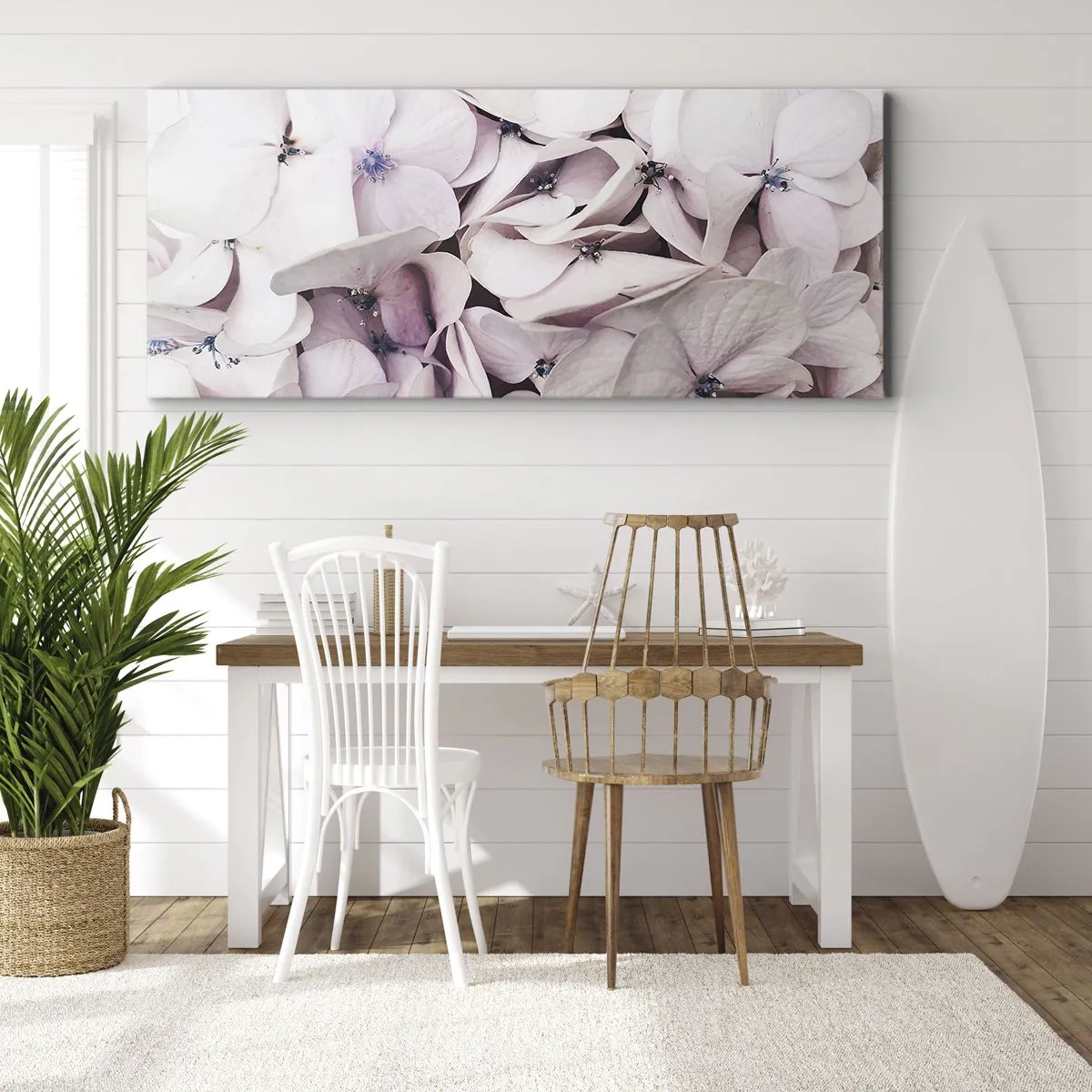 Impression sur toile - Image sur toile - Hortensias blancs délicats aux tons pastel - 160x50cm - Dans un flot de fleurs - Décoration murale moderne pour le salon et la chambre ARTTOR