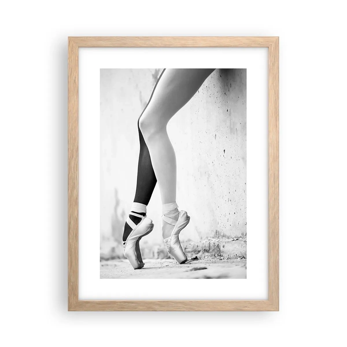Affiche dans un chêne clair - Poster - Ballerine, voilà ! - 30x40 cm