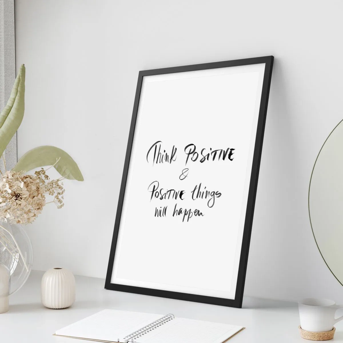 Affiche dans un cadre noir - Poster - Inscription de motivation en noir et blanc - 50x70cm - Comment vivre? - Décoration murale moderne pour le salon et la chambre ARTTOR