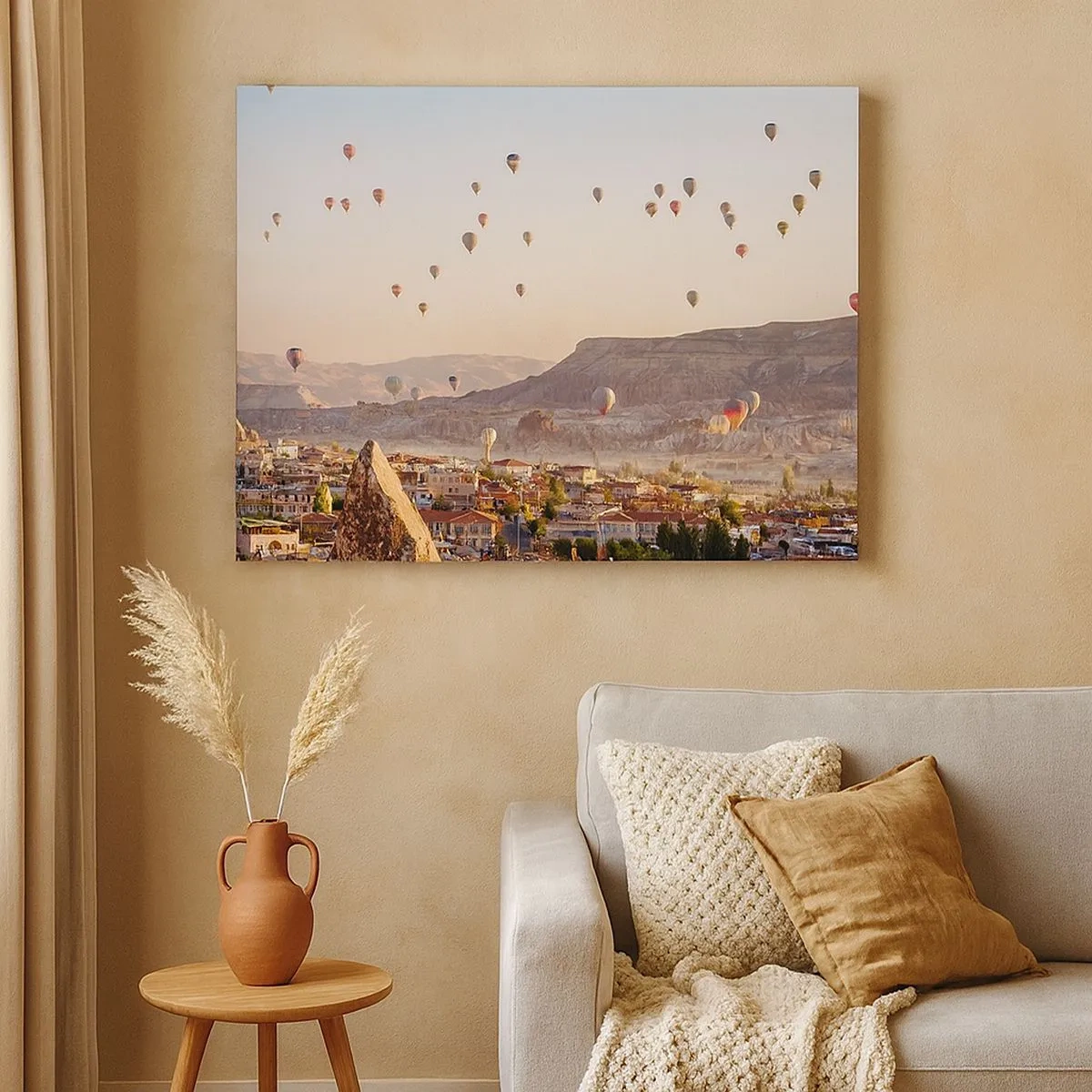 Impression sur toile - Image sur toile - Cappadoce avec des ballons sur fond de collines pittoresques - 70x50cm - Comme des navires dans le ciel - Décoration murale moderne pour le salon et la chambre ARTTOR