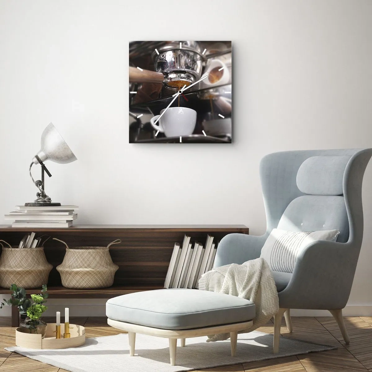 Horloge murale - Pendule murale - Gros plan d'une machine à café préparant un expresso frais - 30x30cm - Bon moment de la journée - Décoration murale moderne pour le salon et la chambre ARTTOR