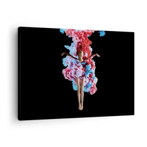 Impression sur toile - Image sur toile - Une danseuse entourée de fumée colorée sur fond noir - 70x50cm - En pleine floraison - Décoration murale moderne pour le salon et la chambre ARTTOR