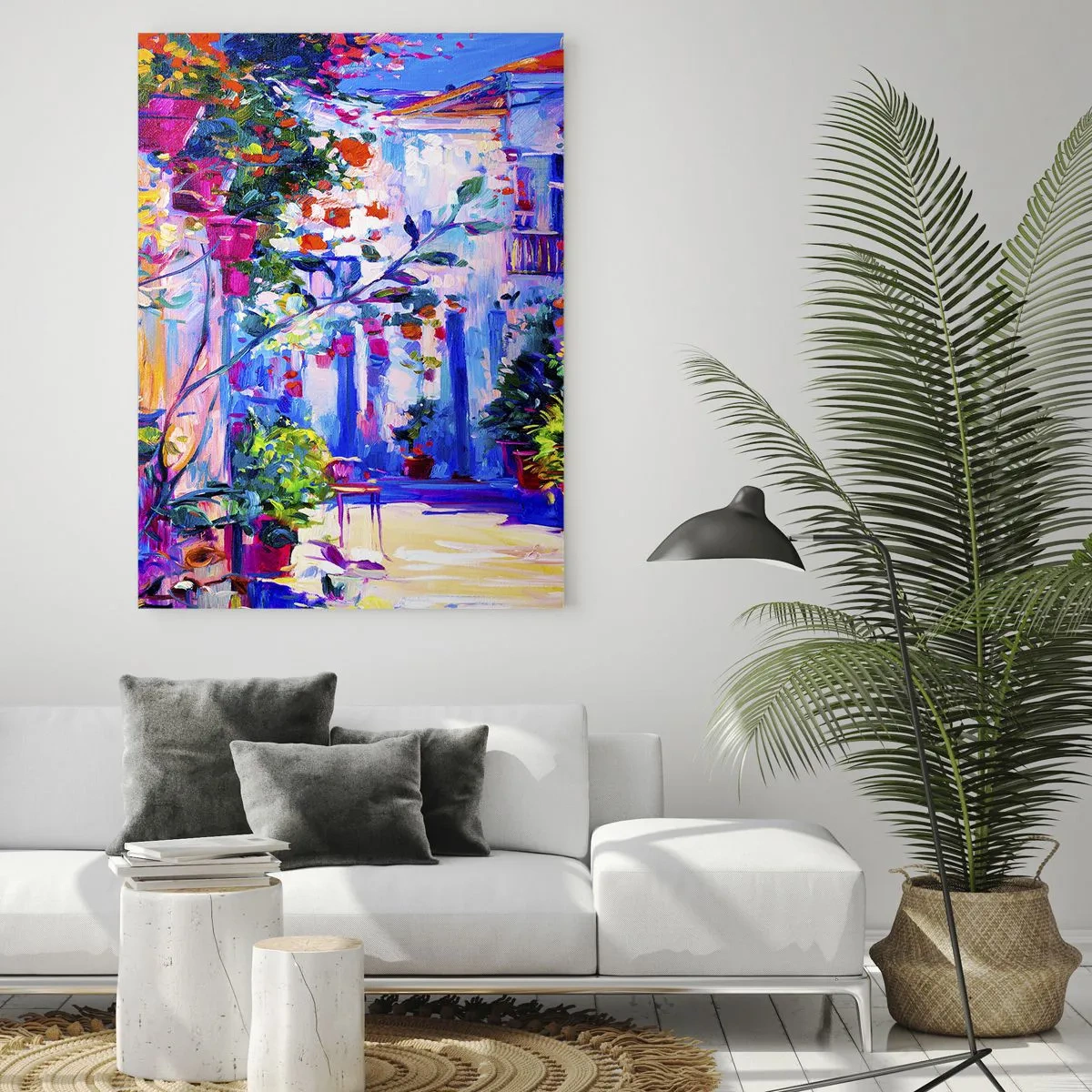 Impression sur verre - Image sur verre - Une rue colorée avec des plantes fleuries et de la lumière - 50x70cm - Impression - une rue italienne - Décoration murale moderne pour le salon et la chambre ARTTOR