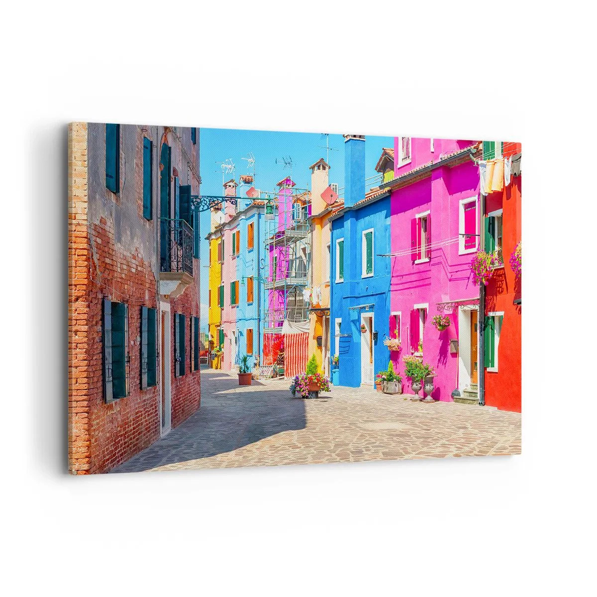 Impression sur toile - Image sur toile - Bâtiments colorés dans une rue étroite de la ville - 100x70cm - Ville "Sous les perroquets" - Décoration murale moderne pour le salon et la chambre ARTTOR