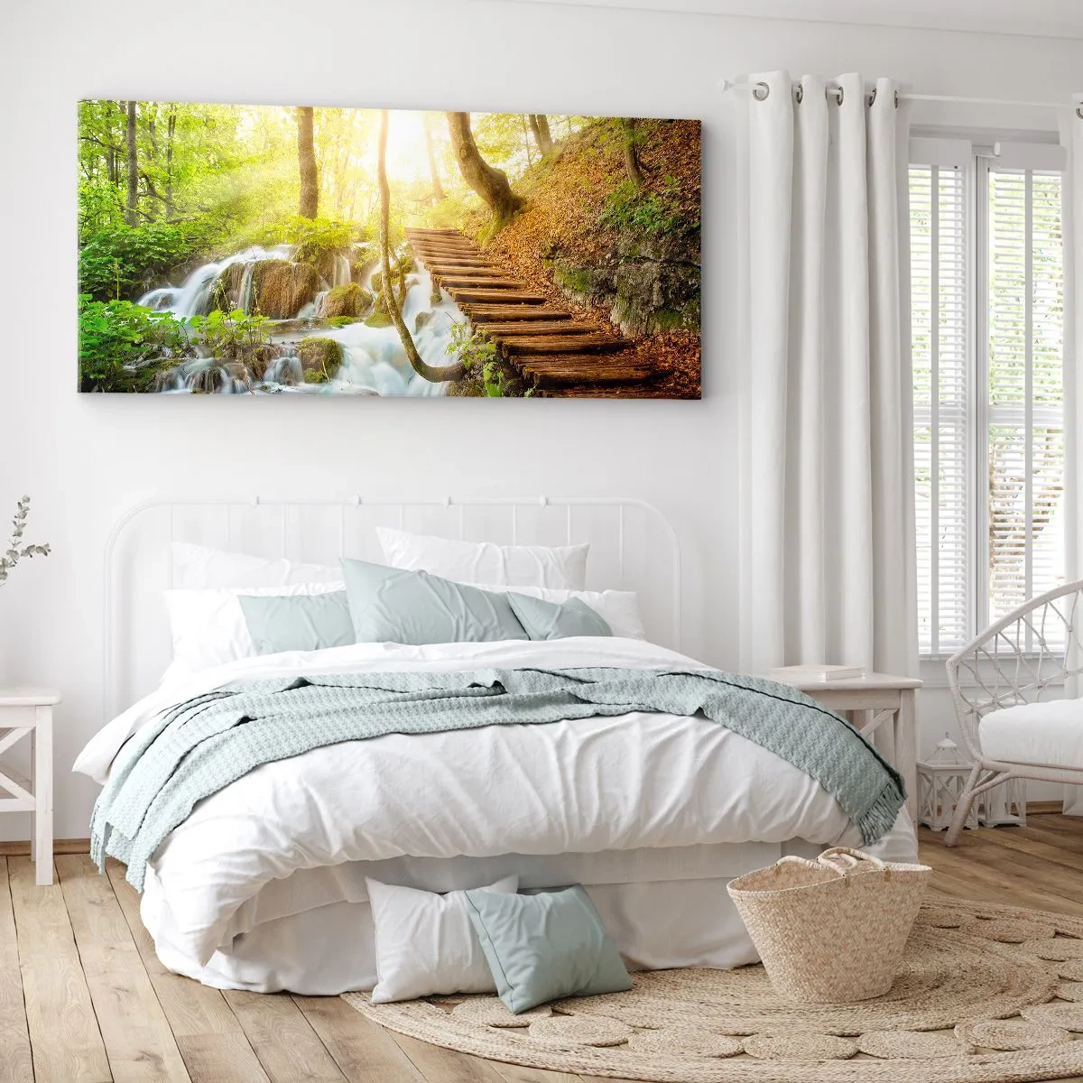 Impression sur toile - Image sur toile - Chemin forestier avec escaliers en bois près de la cascade - 120x50cm - Une fraîcheur tant désirée - Décoration murale moderne pour le salon et la chambre ARTTOR