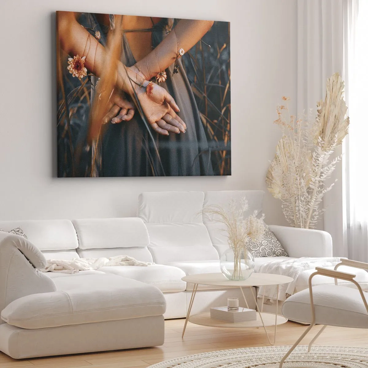 Impression sur toile - Image sur toile - Mains sensuelles avec des fleurs dans un cadre naturel - 100x70cm - Liée à la nature - Décoration murale moderne pour le salon et la chambre ARTTOR
