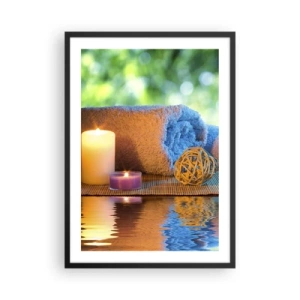 Affiche dans un cadre noir - Poster - Des bougies et une serviette sur fond de paysage naturel - 50x70cm - Temps pour le corps - Décoration murale moderne pour le salon et la chambre ARTTOR