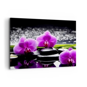 Impression sur toile - Image sur toile - Orchidées violettes sur fond de pierres et de bougies dans un cadre relaxant - 100x70cm - Se noyer dans la paix et la tranquillité - Décoration murale moderne pour le salon et la chambre ARTTOR