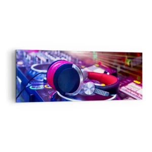 Impression sur toile - Image sur toile - Casque DJ sur une console éclairée par des projecteurs lors d'une fête - 140x50cm - Il va s'en passer des choses - Décoration murale moderne pour le salon et la chambre ARTTOR