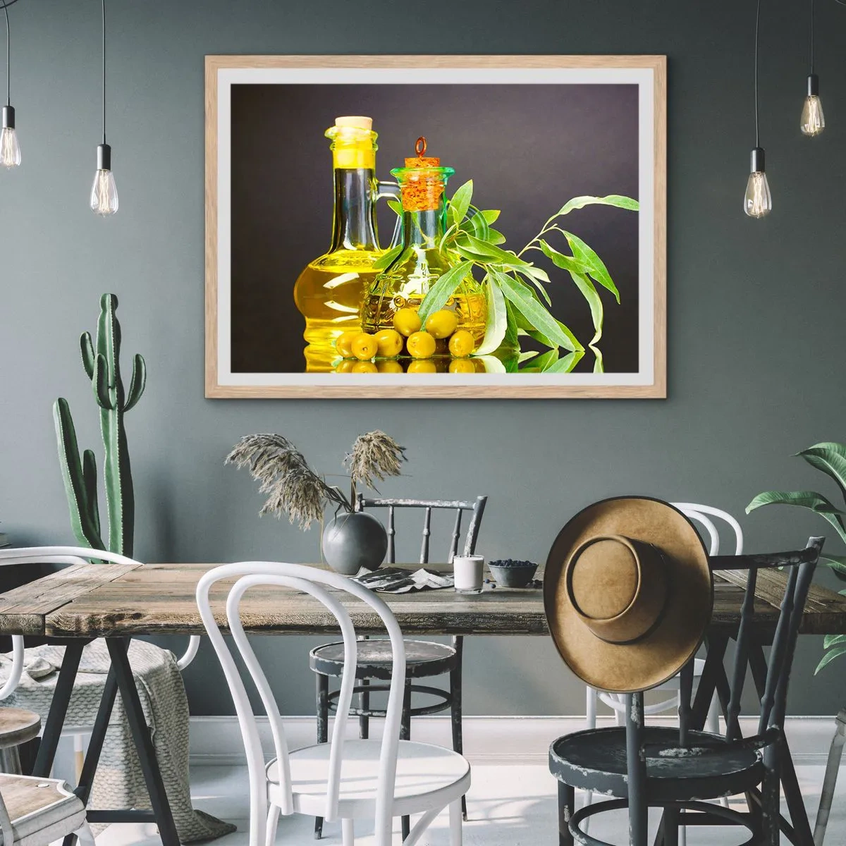 Affiche dans un chêne clair - Poster - Nature morte aux olives et à l'huile d'olive - 100x70 cm
