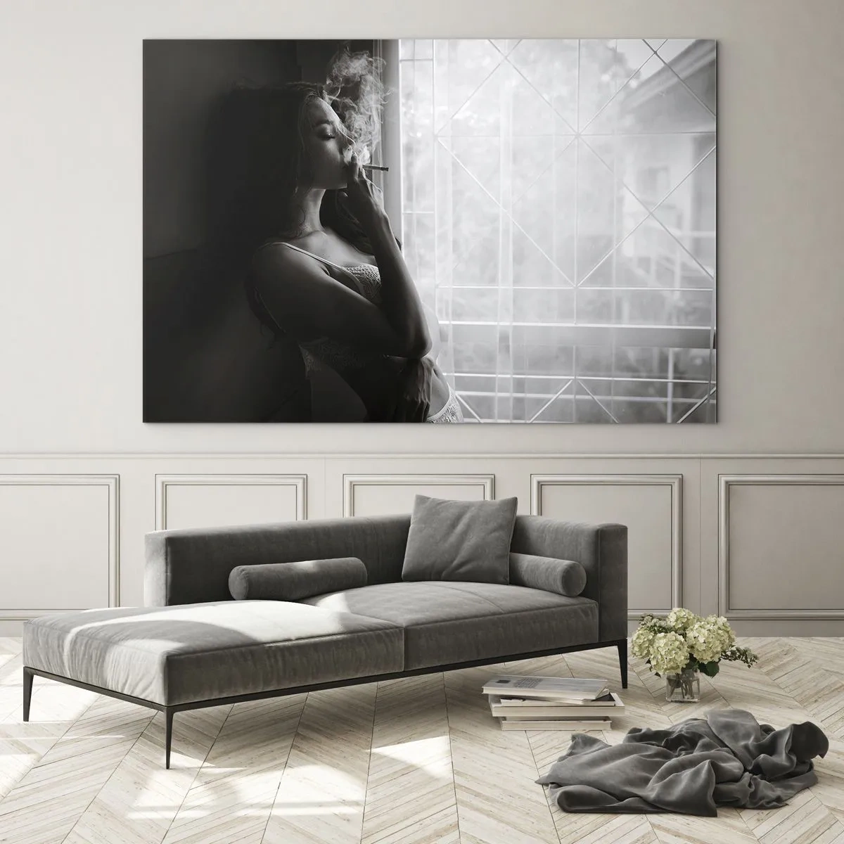 Impression sur verre - Image sur verre - Femme fumant près de la fenêtre en noir et blanc - 120x80cm - Vous sentez-vous libre ? - Décoration murale moderne pour le salon et la chambre ARTTOR