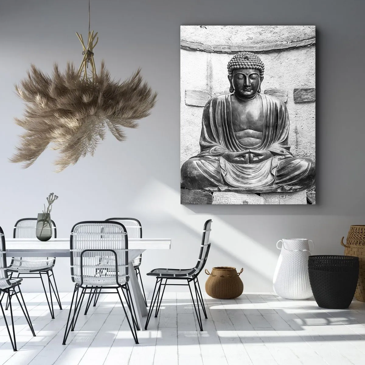 Impression sur toile - Image sur toile - Statue de Bouddha noir et blanc dans une pose méditative - 80x120cm - A la source de la paix - Décoration murale moderne pour le salon et la chambre ARTTOR