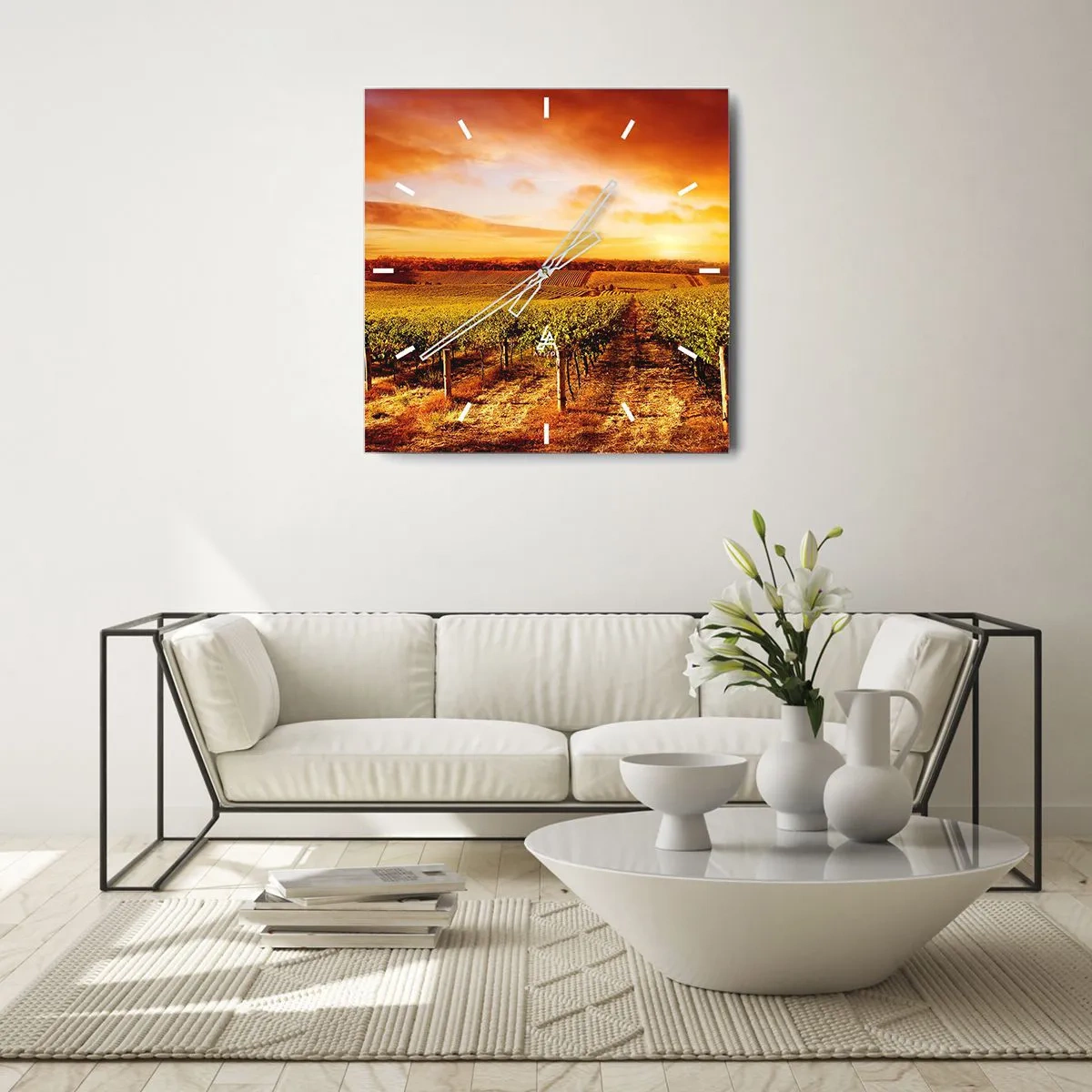 Horloge murale - Pendule murale - Vignoble au coucher du soleil avec des tons de ciel chauds - 30x30cm - Légèrement fruité avec une pointe de soleil - Décoration murale moderne pour le salon et la chambre ARTTOR