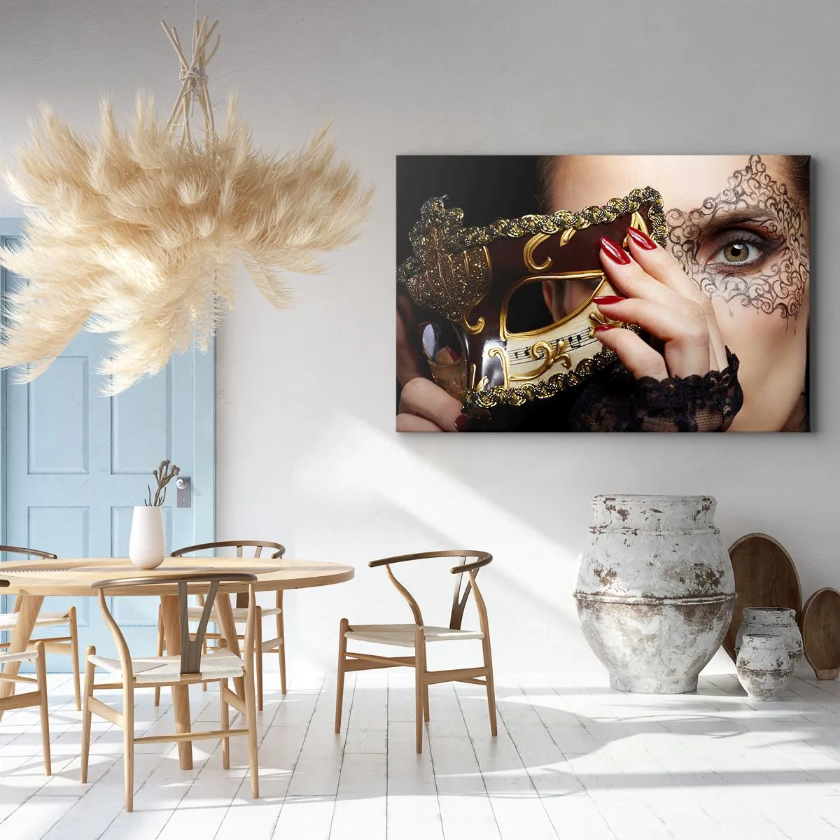 Impression sur toile - Image sur toile - Une femme portant un masque vénitien décoré d'or et de dentelle. - 120x80cm - Mon monde est baroque - Décoration murale moderne pour le salon et la chambre ARTTOR