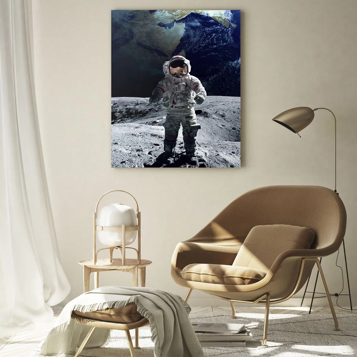 Impression sur verre - Image sur verre - Astronaute à la surface de la Lune avec la Terre en arrière-plan - 70x100cm - Salutations de la lune - Décoration murale moderne pour le salon et la chambre ARTTOR