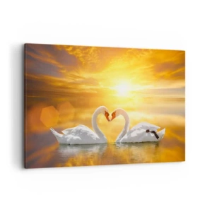 Impression sur toile - Image sur toile - Une scène romantique de deux cygnes formant un cœur sur fond de coucher de soleil doré. - 120x80cm - Le coeur est le plus beau mot du monde… - Décoration murale moderne pour le salon et la chambre ARTTOR