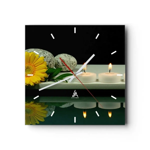 Horloge murale - Pendule murale - Fleur jaune, bougies et pierres sur fond d'eau - 30x30cm - Apaisement des sens - Décoration murale moderne pour le salon et la chambre ARTTOR