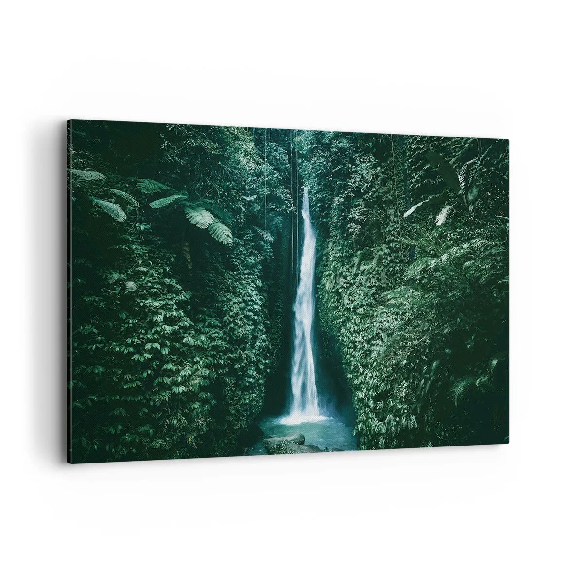Impression sur toile - Image sur toile - Une cascade entourée d'une végétation tropicale dense - 120x80cm - Fontaine tropicale - Décoration murale moderne pour le salon et la chambre ARTTOR