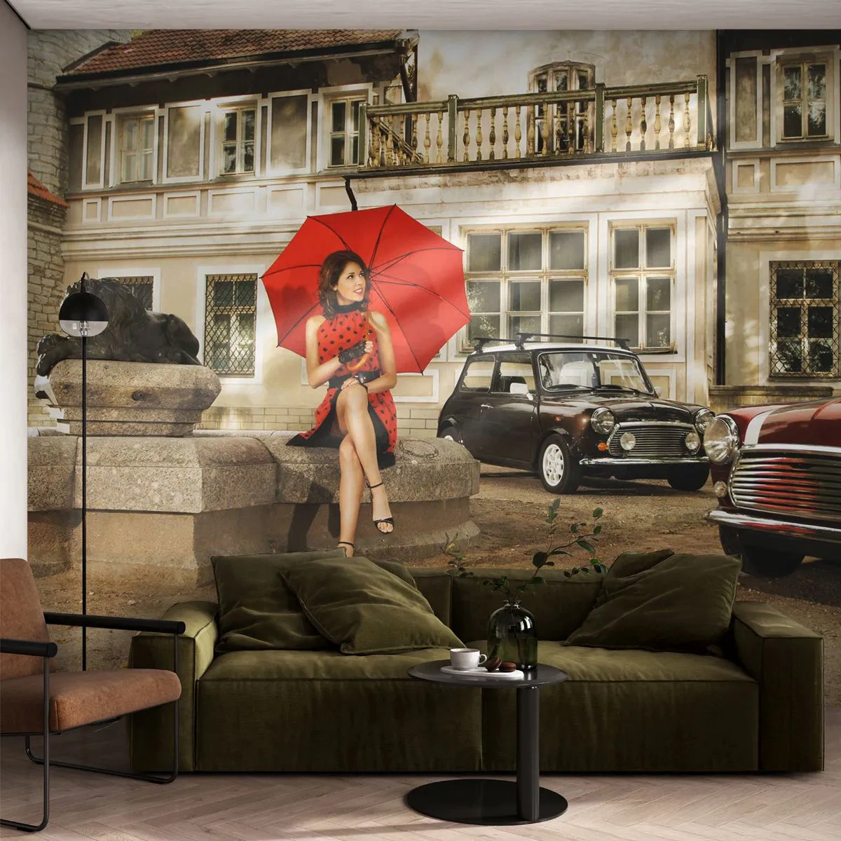 Papier Peint Photo Premium Sand - Femme avec un parapluie rouge par des voitures classiques - 100x70cm - Un mini-voyage sentimental - Décoration murale moderne pour le salon et la chambre ARTTOR