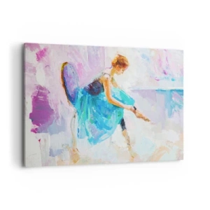 Impression sur toile - Image sur toile - Une ballerine se prépare à danser dans des tons pastel. - 120x80cm - Grâce ineffable, charme subtil - Décoration murale moderne pour le salon et la chambre ARTTOR