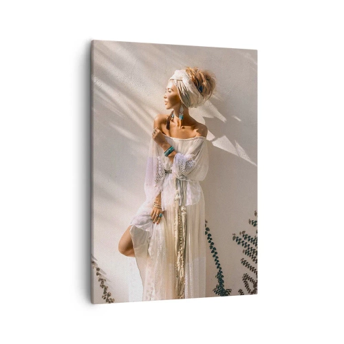 Impression sur toile - Image sur toile - Une femme au style bohème illuminée par les rayons du soleil - 50x70cm - Le soleil et la fille - Décoration murale moderne pour le salon et la chambre ARTTOR