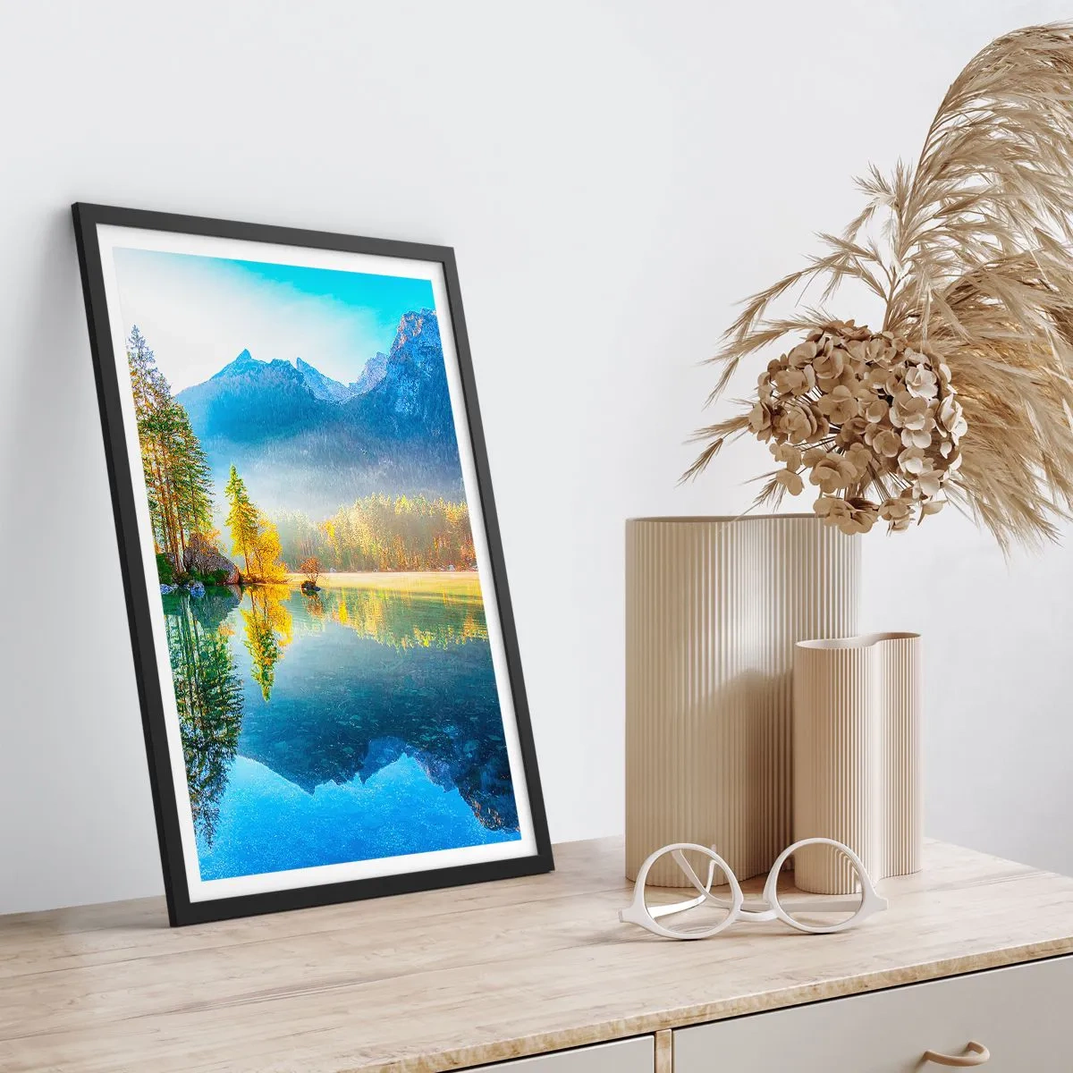 Affiche dans un cadre noir - Poster - Majesté et douceur - 30x40 cm