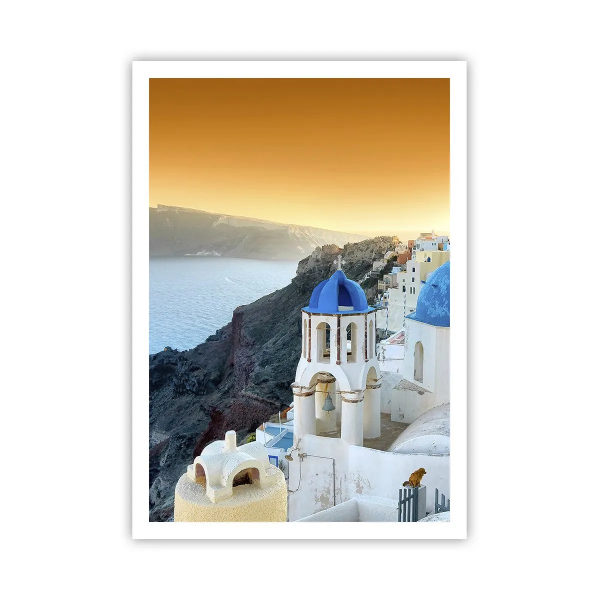 Affiche - Poster - Santorin - blotti contre les rochers - 70x100 cm
