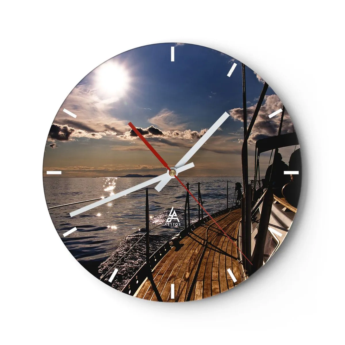 Horloge murale - Pendule murale - Une vue ensoleillée sur la mer calme depuis le pont d'un yacht - 30x30cm - Naviguer vers le soleil - Décoration murale moderne pour le salon, la cuisine et la chambre ARTTOR