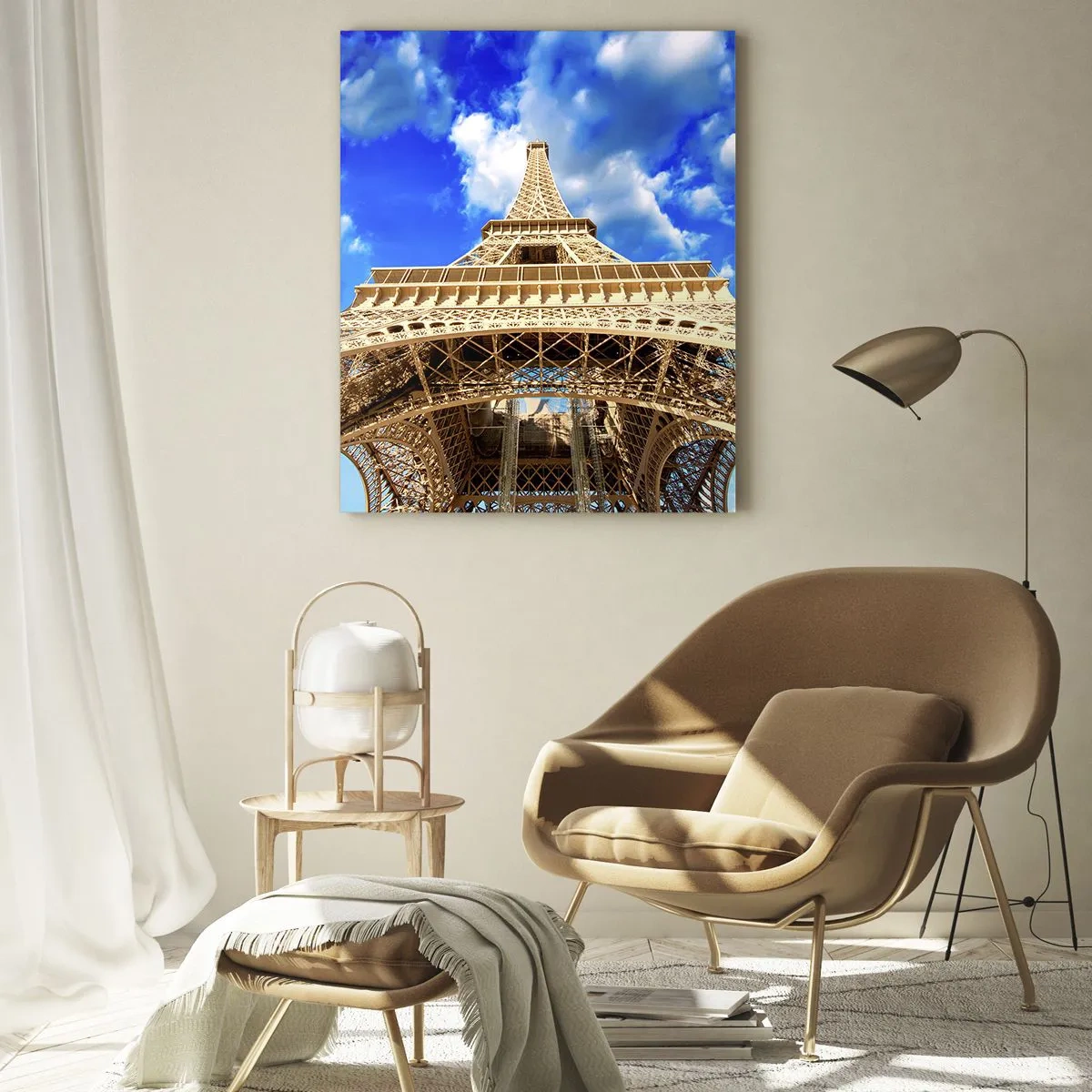 Impression sur verre - Image sur verre - La Tour Eiffel vue d'en bas contre un ciel bleu - 70x100cm - Atteindre le ciel et les nuages - Décoration murale moderne pour le salon et la chambre ARTTOR