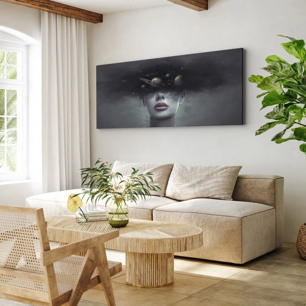 Impression sur toile - Image sur toile - Un visage de femme avec un motif de planète et d'espace en arrière-plan - 140x50cm - Et les planètes deviennent folles... - Décoration murale moderne pour le salon et la chambre ARTTOR