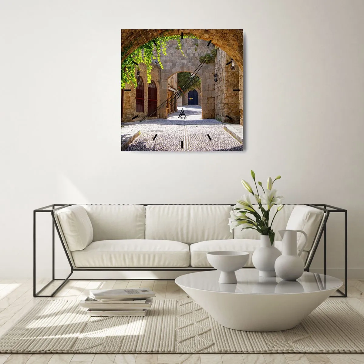 Horloge murale - Pendule murale - Arches en pierre et rues pavées de style médiéval - 30x30cm - Le cortège apparaîtra bientôt - Décoration murale moderne pour le salon et la chambre ARTTOR