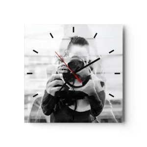 Horloge murale - Pendule murale - Portrait en double exposition noir et blanc d'un photographe - 30x30cm - Créateur et matériel - Décoration murale moderne pour le salon et la chambre ARTTOR