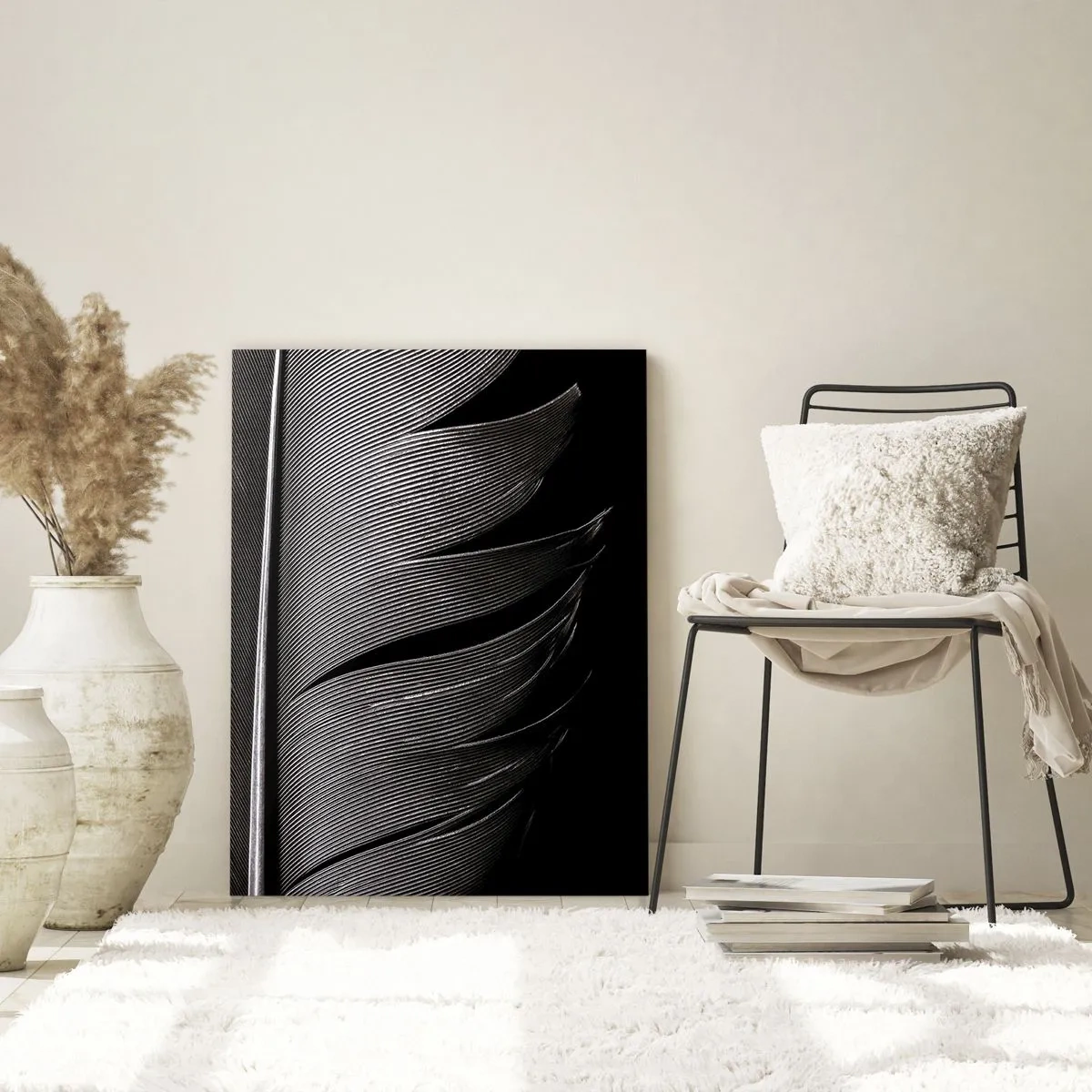 Impression sur verre - Image sur verre - Gros plan noir et blanc d'une plume présentée sous une lumière contrastée. - 50x70cm - La plume – un design magnifique - Décoration murale moderne pour le salon et la chambre ARTTOR