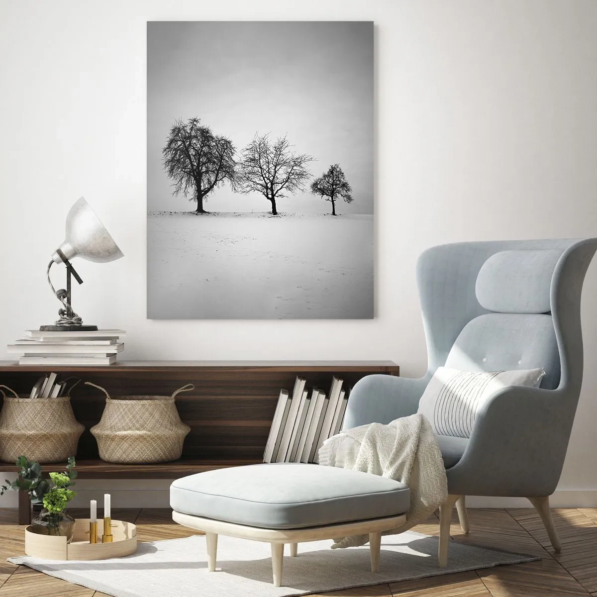 Impression sur verre - Image sur verre - Trois arbres dans un champ enneigé dans un style monochrome - 70x100cm - A quoi rêvent-ils? - Décoration murale moderne pour le salon et la chambre ARTTOR