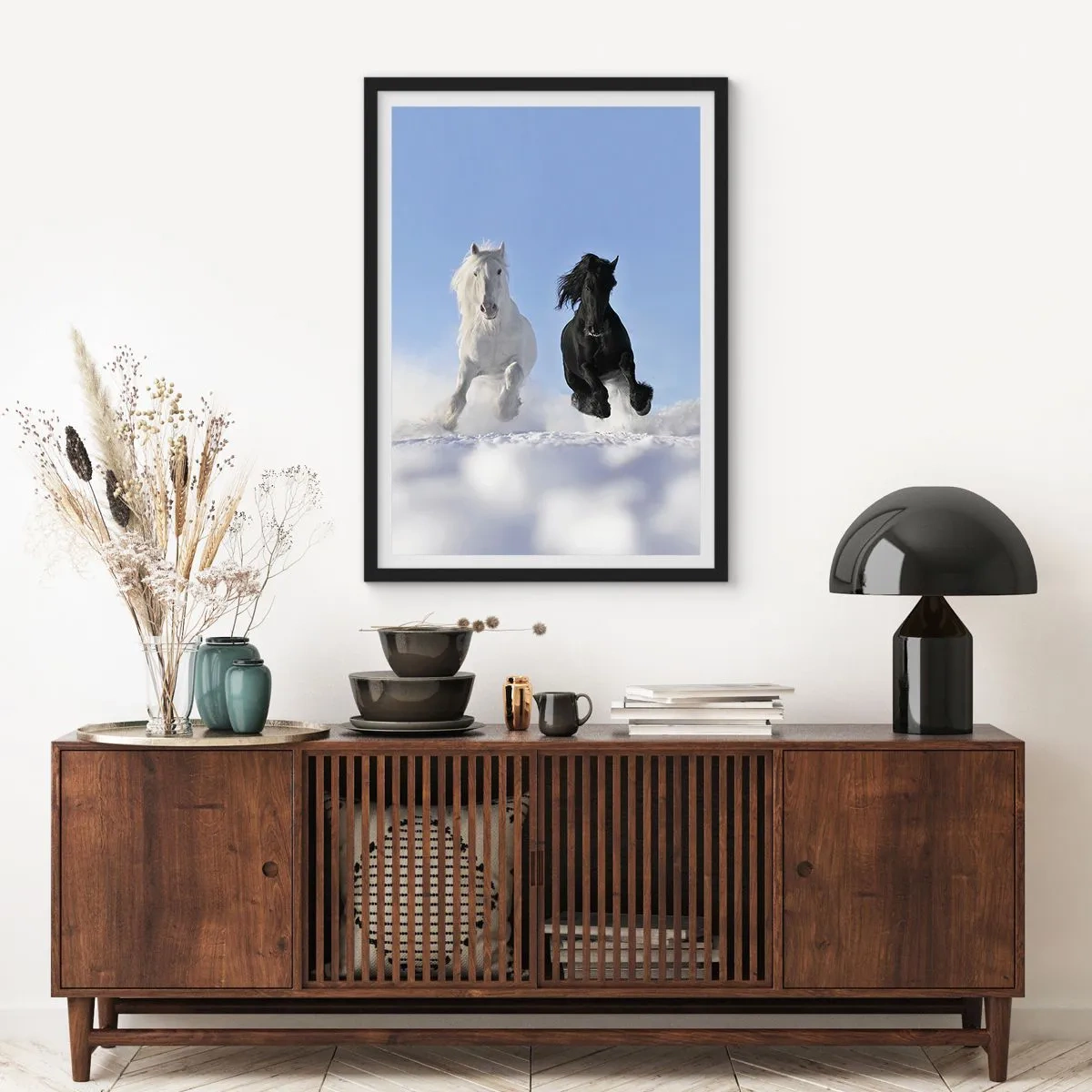 Affiche dans un cadre noir - Poster - Galop noir et blanc - 30x40 cm