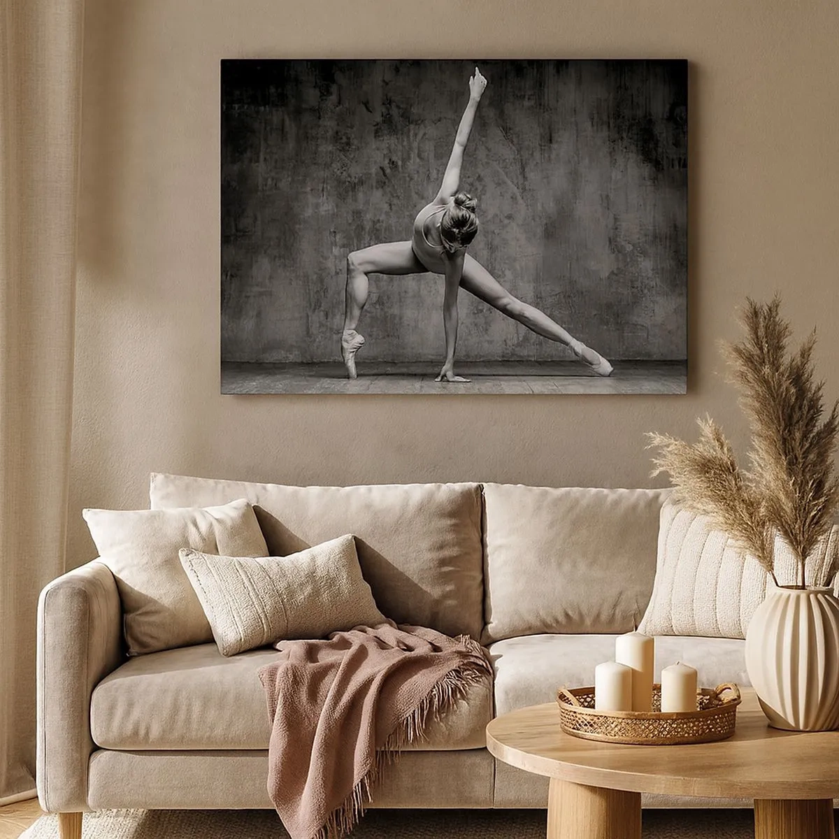 Impression sur toile - Image sur toile - Une danseuse dans une pose artistique contre un mur brut - 70x50cm - Balance idéale - Décoration murale moderne pour le salon et la chambre ARTTOR